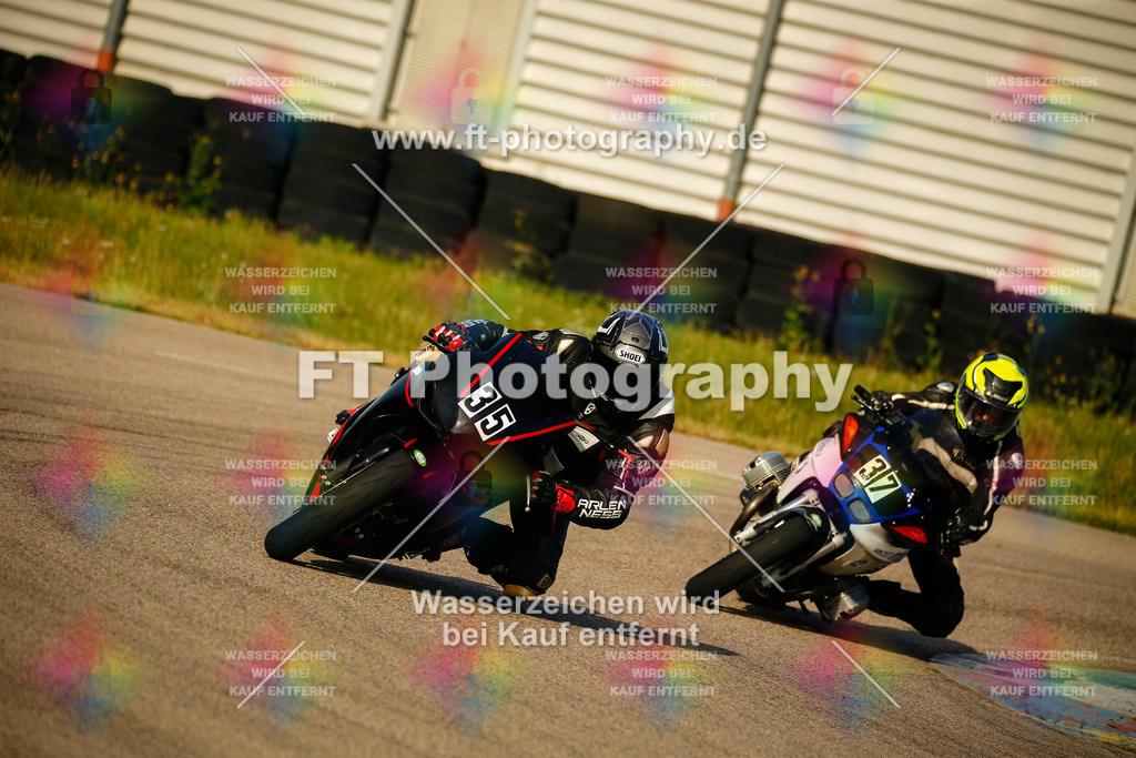 _MOT5452 | Hier findet Ihr Bilder von Touristenfahrten auf der Nürburgring Nordschleife oder von anderen Veranstaltungen die ich besucht habe. Viel Spass beim Durch Schauen 