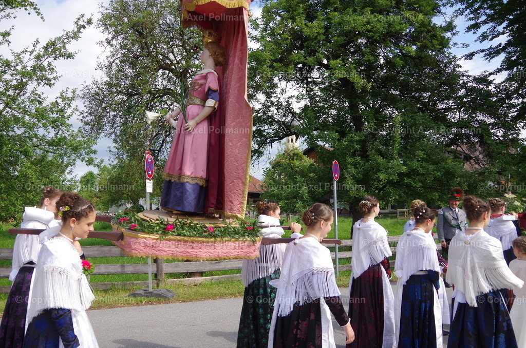 IMGP6219 | fotografiert von Axel PollmannLeonhardi Wallfahrt Benediktbeuern und Murnau, Fronleichnam, Fasching, Landschaft im Loisachtal und Benediktbeuern  - Realisiert mit Pictrs.com