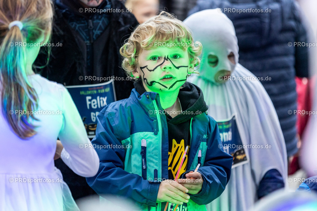 Sparda-Bank Halloween-Run Koeln 2023, 31.10.2023, Forstbotanischer Garten Rodenkirchen, Koeln | Impressionen vom Sparda-Bank Halloween-Run Koeln 2023, 31.10.2023, Forstbotanischer Garten Rodenkirchen, Koeln