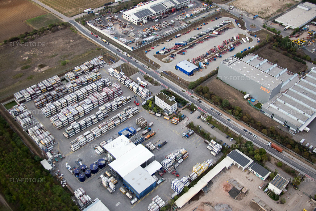 Luftbild: Worms, Industriegebiet Im Langgewan, Spedition Kube & Kubenz in Worms im Bundesland Rheinland-Pfalz in Deutschland. Foto: IMG_084292.jpg vom 02.09.2015 durch Werner Riehm/FLY-FOTO.de