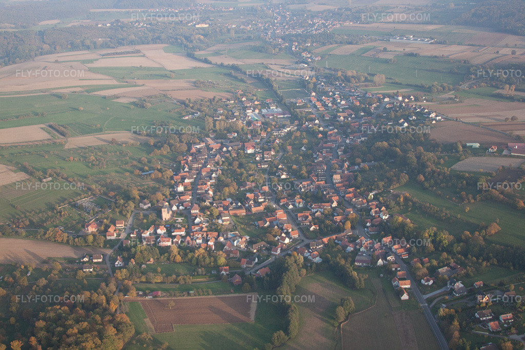 Aerial view: View of the town in Mitschdorf in the state Bas-Rhin, France.Photo: IMG_54218.jpg taken on 10/21/2012 by Werner Riehm/FLY-FOTO.comResolution of the original: 4752 x 3168 px