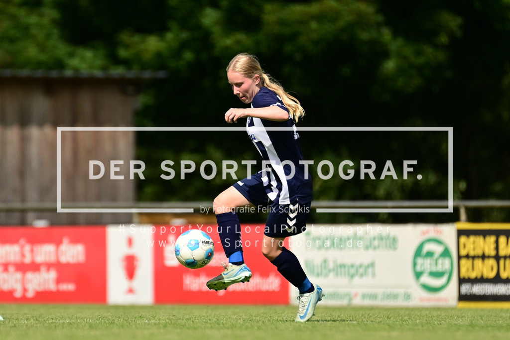 Fußball I Frauen I Saison 2025-2026 I Bezirksliga I 1. Spieltag I Buchholzer FC - BSV Union Bevensen I 28524 | Der Sportfotograf. - Realized with Pictrs.com