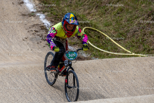BayBMX2026-05781 | Fotogalerie von Thomas Dettweiler mit Eventbildern und lizenzfreien Fotos. Perfekt als Wandbild, für Büro, Website oder private Nutzung. - Realisiert mit Pictrs.com