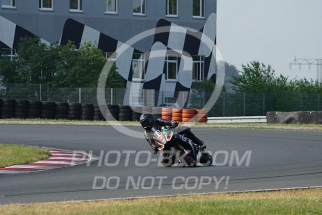 2024_05_19_PBK_43300 | Sportfotografie; SlowMotion; Video; Rennstrecke; Hafeneger; Speer; Racing; RSE; BMW; CBO; Trackday; Motorsportarena; Hockenheimring; Brno; Most; Barcelona; Valencia