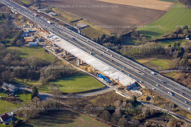 Unna240100237 | Luftbild, Baustelle mit Ersatzneubau Liedbachtalbrücke der Autobahn A1 nahe dem Autobahnkreuz Dortmund/Unna, Verkehrssituation, Massen, Unna, Ruhrgebiet, Nordrhein-Westfalen, Deutschland