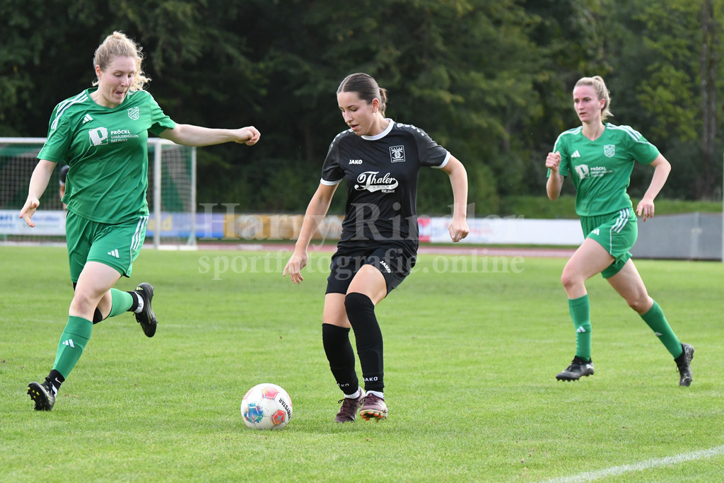 SpVgg GW Damen : SC Aufhausen | Giulia Eberhardt  (SpVgg GW Damen) - Realisiert mit Pictrs.com