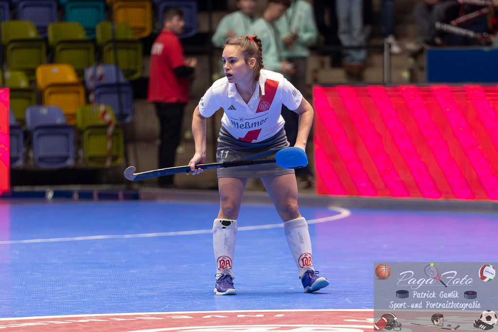 Volvo E.R.B. Final 4 Halbfinale Frauen: Der Club an der Alster - Berlienr HC, 25.01.2025 | Lisa Altenburg (Der Club an der Alster #11), Freisteller, Portrait, Porträt, Der Club an der Alster - Berlienr HC, Frankfurt, Süwag Arena, 25.1.2025 - Realisiert mit Pictrs.com