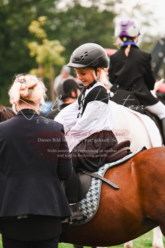DSC_7459 | Pferde- und Turnierfotografie in Westsachsen. Pferdeportraits, Auftragszeichnungen und intuitive Kunst.