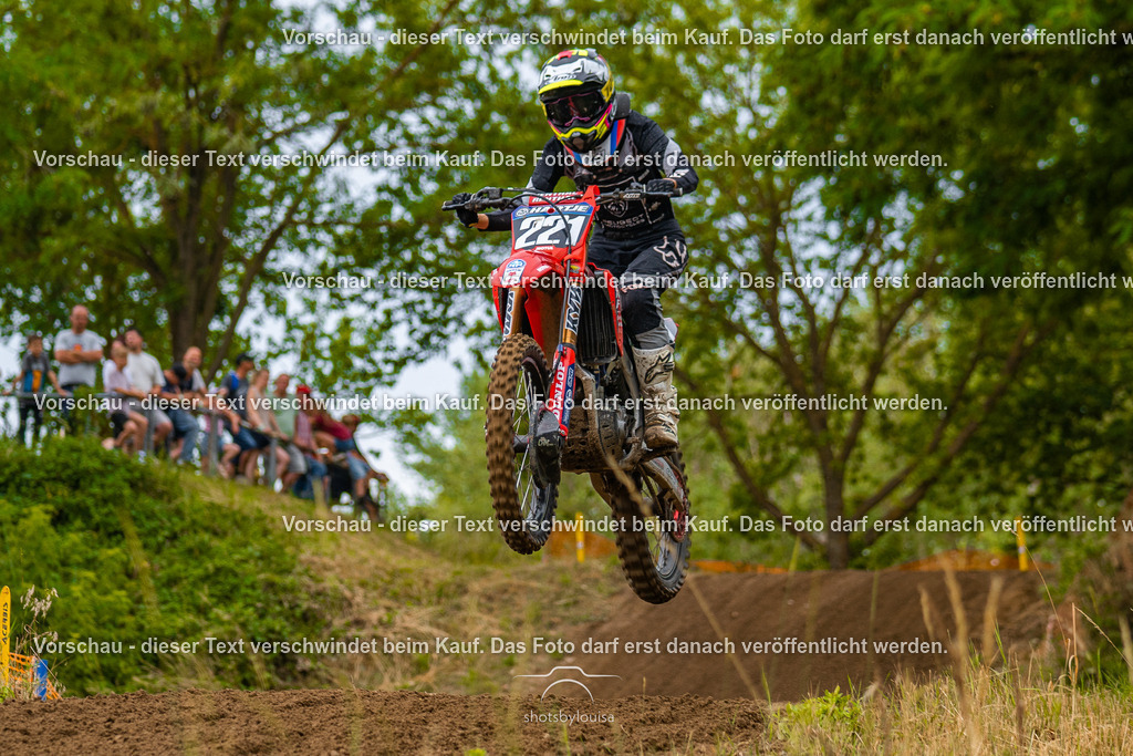 07_05_BernauerSchleife-8194 | Sportfotografin aus Berlin-Brandenburg mit Fokus auf Motocross. Ich halte deine sportliche Leistung und echte Emotionen auf und neben der Strecke professionell fest. Entdecke die Fotos von deinem Rennen und bestelle sie direkt hier im Shop.