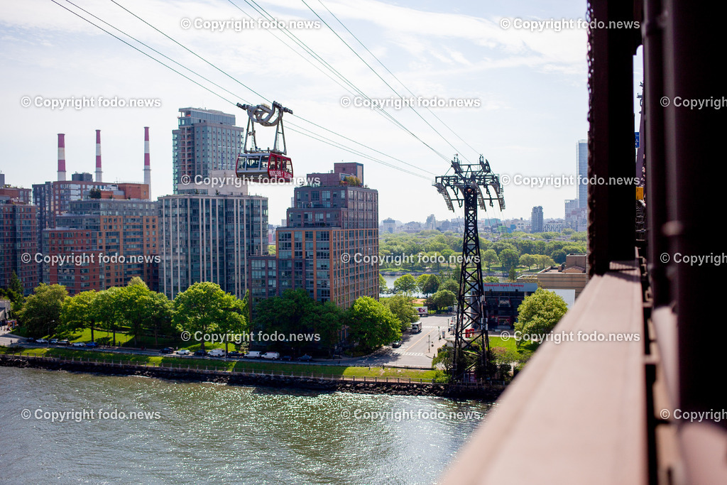 Vereinigte Staaten von Amerika_ USA_ New York City_ NYC_ 20.05.2024-16 | 20.05.2024, Vereinigte Staaten von Amerika, USA, New York City, NYC im Bild diverse Stadtansichten New York City, Wolkenkratzer, Essen, U-Bahn, Menschen, Stadion, Baseball, Yankees, Mets, Manhatten, East River, Trump, Macy, Verkehr, AutosNew York City ist eine Weltstadt an der Ostkueste der Vereinigten Staaten. Sie liegt im Bundesstaat New York und ist mit rund 8,8 Millionen Einwohnern die bevoelkerungsreichste Stadt des Landes.Quelle: Wikipedia