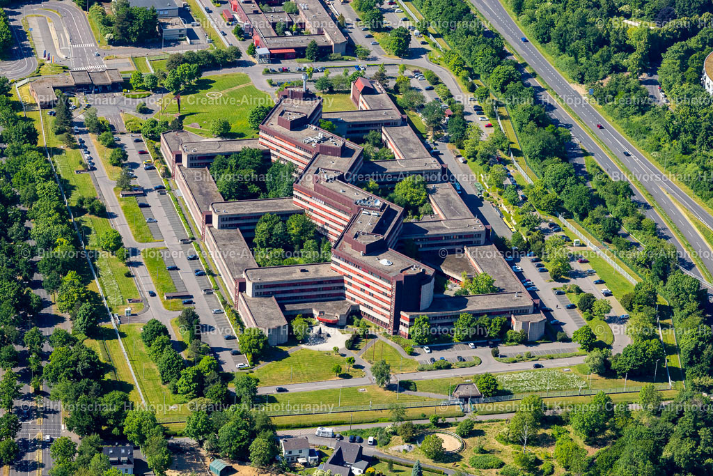 Luftbild Köln-3403 | Luftbildfotografie und Luftbild Köln Verwaltungsgebäude " BfV Bundesamt für Verfassungsschutz " in Köln im Bundesland Nordrhein-Westfalen, Deutschland - Realisiert mit Pictrs.com