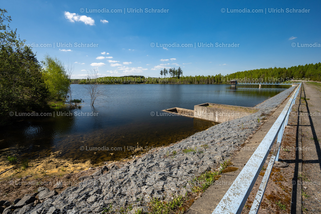 10049-12818 - Kiliansteiche im Unterharz | Stockfoto und Bilderpool mit Bildmaterial aus Deutschland, dem Harz, Halberstadt, Quedlinburg, Wernigerode und weltweit. Qualitativ hochwertige und professionelle Fotos anschauen und kaufen. - Realisiert mit Pictrs.com