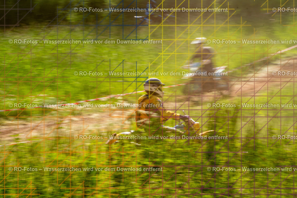 Wolfshausen 3 Lauf -1174 | Sportfotografie von RO-Fotos: Motorsport, Motocross, Enduro, Laufveranstaltungen und Triathlon. Professionelle Fotos von Sportlern und Events. - Realisiert mit Pictrs.com