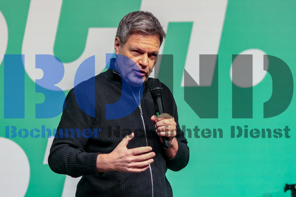 SES_HABBOC20250203-30 | bond - Realisiert mit Pictrs.com