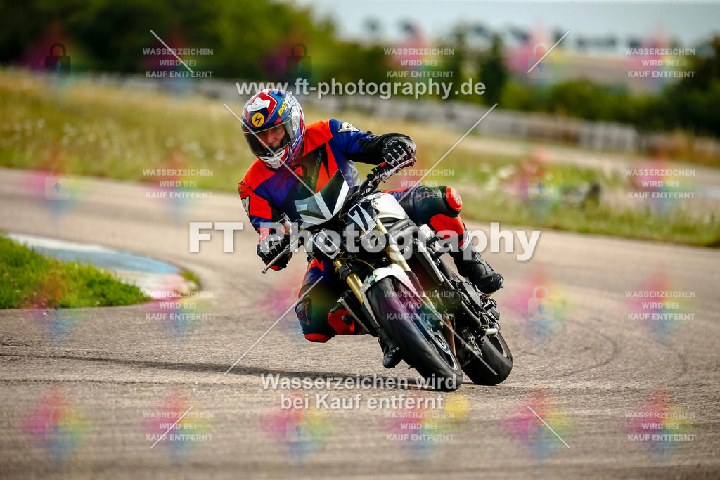 Chambley Juli-2453 | Hier findet Ihr Bilder von Touristenfahrten auf der Nürburgring Nordschleife oder von anderen Veranstaltungen die ich besucht habe. Viel Spass beim Durch Schauen 