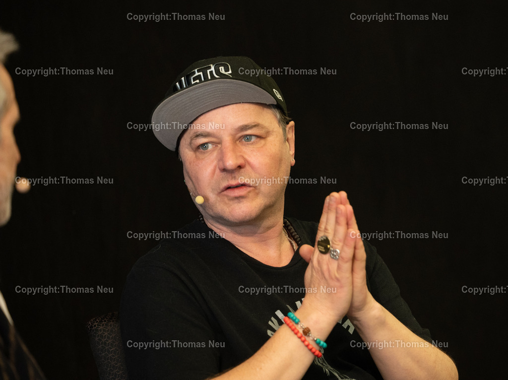 Eysoldt-ring-matinee-thomas-schmauser-Fritzi-Wartenberg-Ulrich-matthes-Almut-wagner-fotografie-thomas-neu.jpg-54 | Podiumsgespräch bei der Eysoldt-Matinee im Hotel Krone in Bensheim-Auerbach: Ves diskutierten diskutieren Ulrich Matthes, Thomas Schmauser, Fritzi Wartenberg und Almut Wagner vor Publikum über Theater und Schauspiel. Die Veranstaltung fand im Rahmen der Verleihung des Eysoldt-Rings statt.Unser Bild zeigt Eysoldt Preisträger Thomas Schmauser, Foto: Thomas Neu