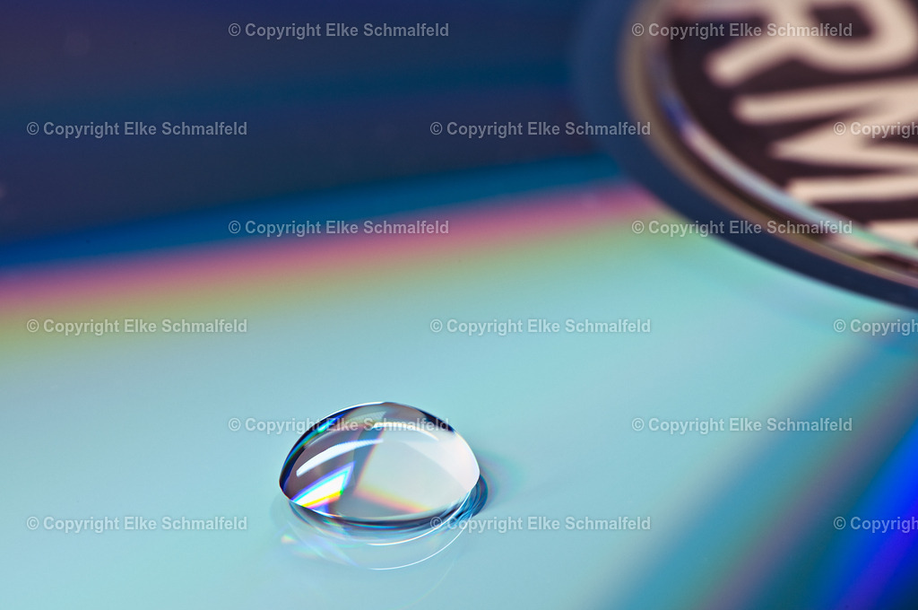 Tropfen-im-Prismenlicht-07 | Elke Schmalfeld - Realisiert mit Pictrs.com