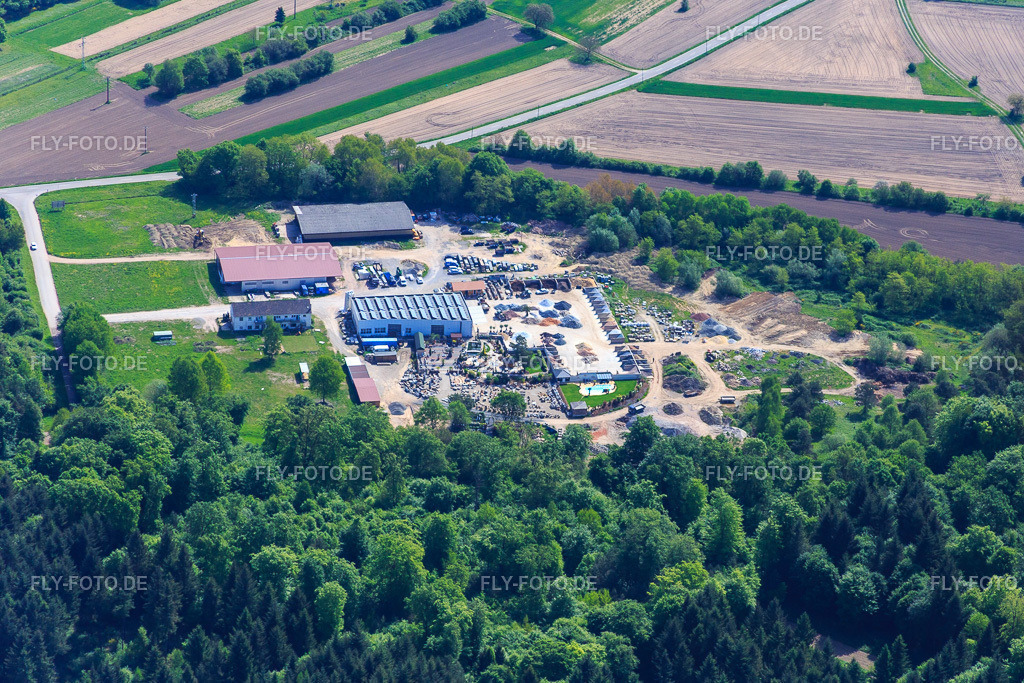 Palatinum Landschafts u. Gartendesign http://www.palatinum-garten.de/ | Luftbild: Palatinum Landschafts u. Gartendesign http://www.palatinum-garten.de/ in Hagenbach im Bundesland Rheinland-Pfalz in Deutschland. Foto: IMG_078378.jpg vom 08.05.2015 durch Werner Riehm/FLY-FOTO.de - Realisiert mit Pictrs.com