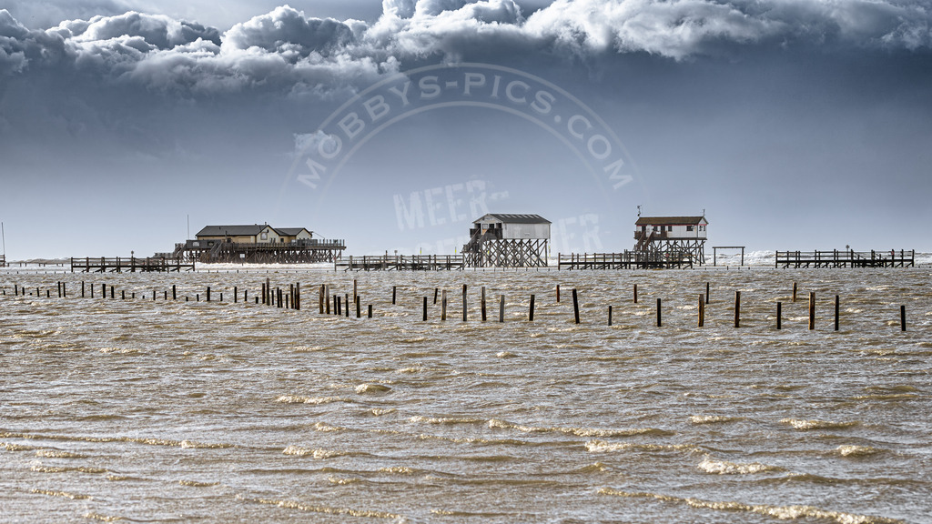 Ordinger Strand bei Sturmflut | Strandbar 54 grad nord bei Hochwasser