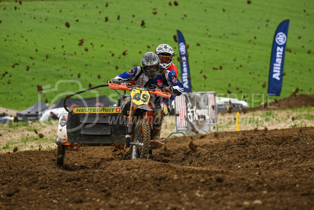 Motocross Schlatt bei Winterthur - 30. April 2023 | #49 Krieg Martin / Kaelin Bruno aus Neukirch Egnach (CH) auf Neuteerbit 612 in der Kategorie Seitenwagen am Motocross Schlatt bei Winterthur, 30. April 2023. 
Instagram: @mx_schlatt | @mc_wila | @sam_schweiz
Bild: Sportfotografie Markus Aeschimann | www.markus-aeschimann.ch - Realisiert mit Pictrs.com