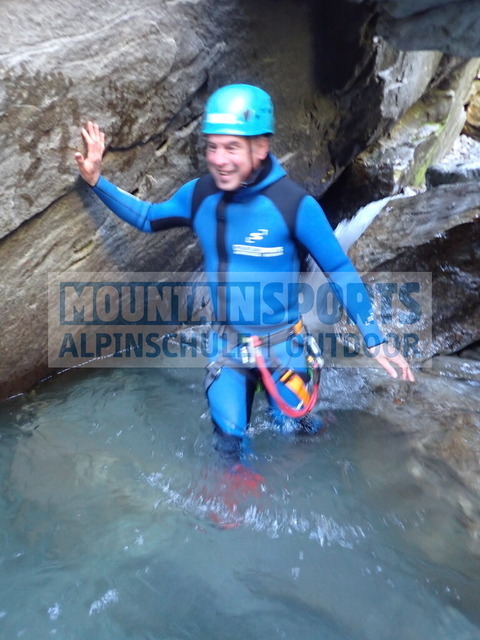 P9270027 | Bestelle die Bilder deines Berg- oder Wasser-Abenteuers mit Mountain Sports bequem von zu Hause aus direkt über unseren Online Fotoshop von pictrs.com. - Realisiert mit Pictrs.com