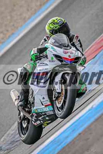 pubi7592 | Professionelle Fotos von Sportveranstaltungen, aber auch Hochzeiten und anderen Events. - Realisiert mit Pictrs.com