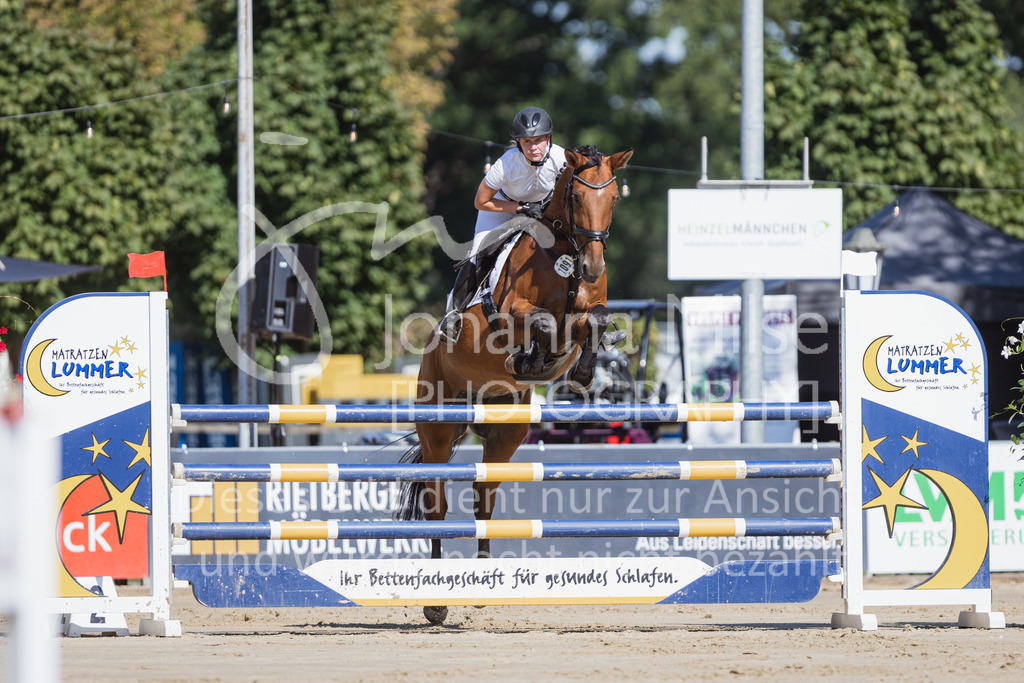 220824_Delbrueck_Stil-M1-210 | Deine schönsten Turniermomente als professionelle Fotos! Entdecke hochwertige Pferdesport-Fotografie im Online-Shop. Jetzt Fotos finden & bestellen!