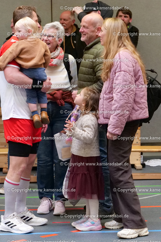 Handball : Verbandsliga Herren: TB Oberhausen - RW Oberhausen  am 12.04.2026 in Oberhausen. | Handball : Verbandsliga Herren: TB Oberhausen - RW Oberhausen  am 12.04.2026 in Oberhausen. - Realisiert mit Pictrs.com