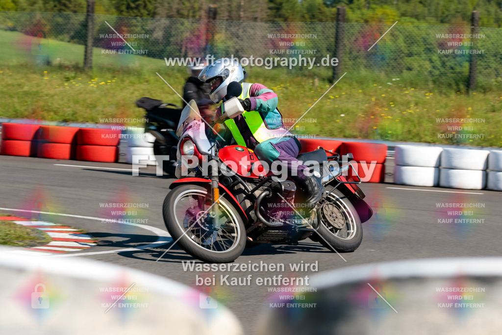 Moto-TeamOBK-21755 | Hier findet Ihr Bilder von Touristenfahrten auf der Nürburgring Nordschleife oder von anderen Veranstaltungen die ich besucht habe. Viel Spass beim Durch Schauen 