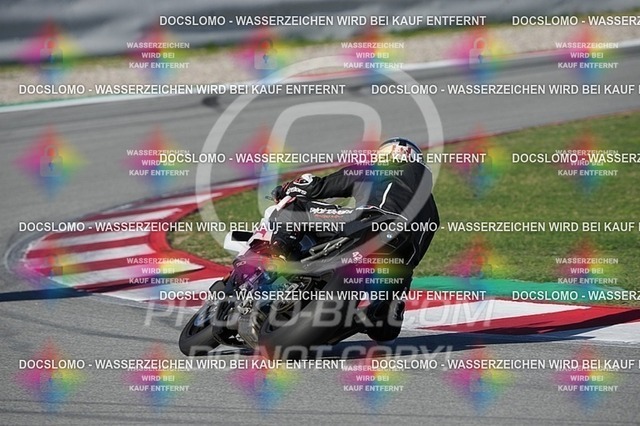 2025_10_23_PBK_31995 | Sportfotografie; SlowMotion; Video; Rennstrecke; Hafeneger; Speer; Racing; RSE; BMW; CBO; Trackday; Motorsportarena; Hockenheimring; Brno; Most; Barcelona; Valencia