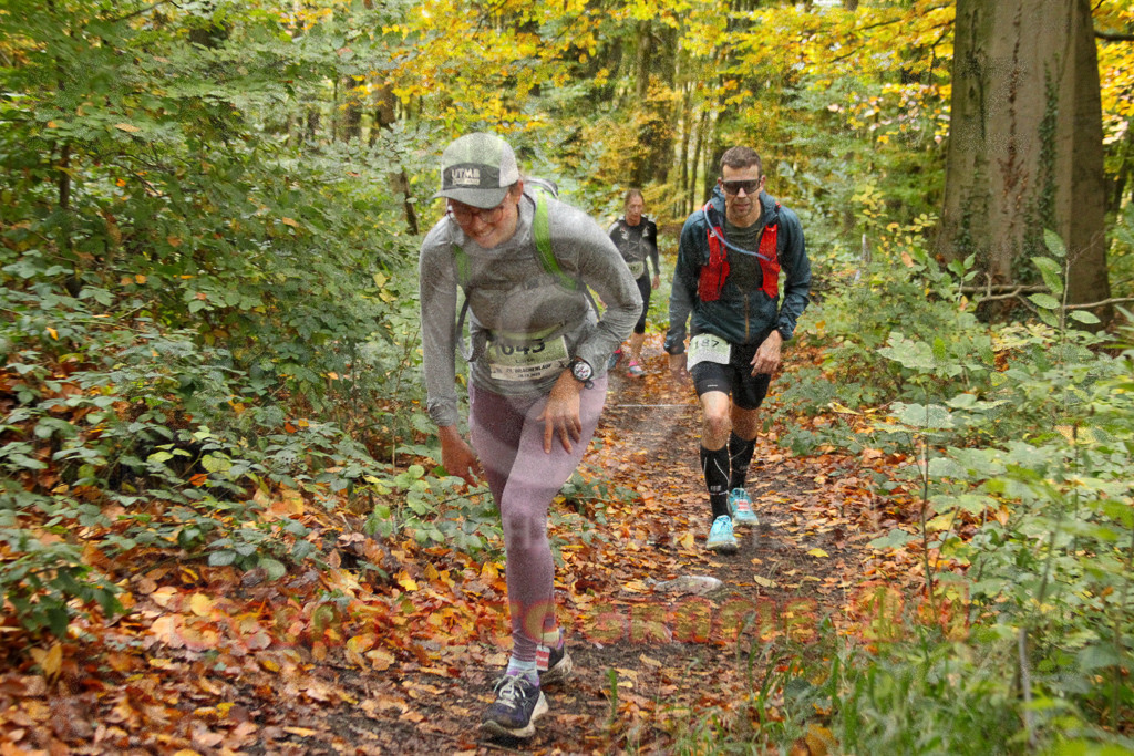 251026_1258_EV4_6242 | Sportfotografie im Rhein-Sieg Kreis, Köln, Bonn, NRW, Rheinland Pfalz, Hessen, etc. Unser Tätigkeitsfeld umfasst den Laufsport vom Volkslauf über den Marathon, Duathlon, Triathon bis zum Ultralauf wie Kölnpfad Ultra oder Schindertrail.