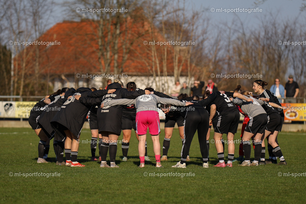 Fußball I Frauen I Saison 2025/2026 I Oberliga Schleswig-Holstein I 14. Spieltag I Merkur Hademarschen - SSC Hagen Ahrensburg | ml-sportfotografie - Realisiert mit Pictrs.com