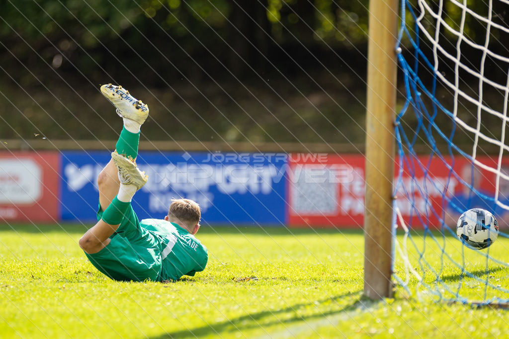 20250920_Picselweb-Fotografie_1R3_0557 | JFV D/A &amp; Stade - VfB Oldenburg0:1 VfB no70:2 VfB no70:3 VfB JFV Eigentor0:4 VfB no70:5 VfB no71:5 JFV no3 Jaric Jimenez-Voss2:5 JFV no9 Janko Sylvester3:5 JFV no16 Damian Elias Mihro Burekovic - Realisiert mit Pictrs.com