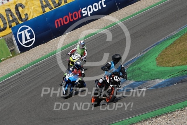 2024_04_29_PBK_14692 | Sportfotografie; SlowMotion; Video; Rennstrecke; Hafeneger; Speer; Racing; RSE; BMW; CBO; Trackday; Motorsportarena; Hockenheimring; Brno; Most; Barcelona; Valencia