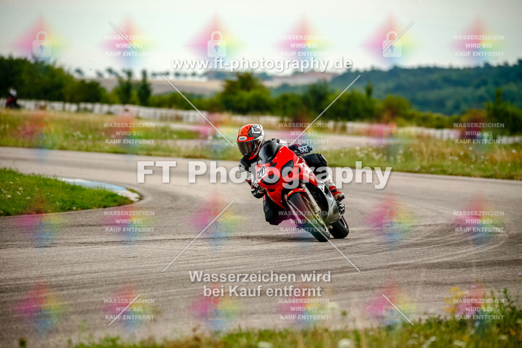Chambley Juli-2082 | Hier findet Ihr Bilder von Touristenfahrten auf der Nürburgring Nordschleife oder von anderen Veranstaltungen die ich besucht habe. Viel Spass beim Durch Schauen 