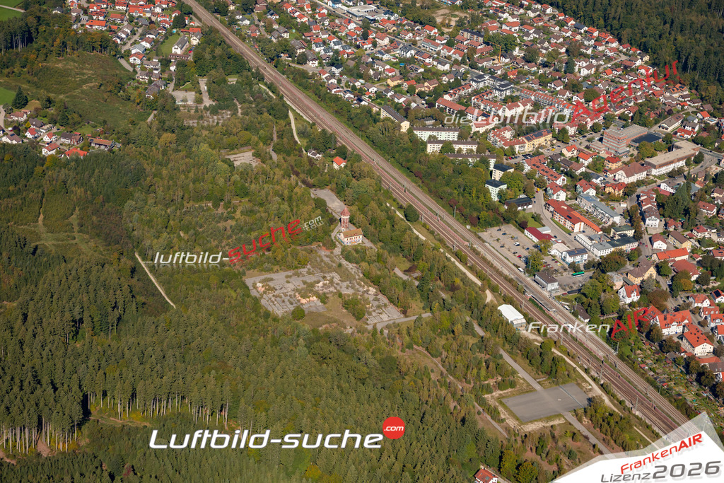 Das Luftbild der Stadt Kirchseeon wurde 2021 vom Flugzeug heraus erstellt (keine Drohne) Aufnahmehöhe ca.450 Meter- hohe Bildauflösung und Druck-Qualität garantiert!