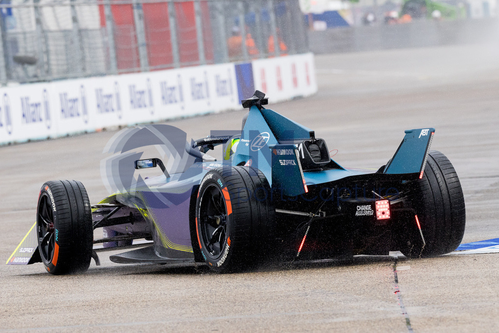 GEPA-20230423-101-147-0083 | BERLIN,GERMANY,23.APR.23 - MOTORSPORTS, FORMEL E - E-Prix of Berlin, Berliner Tempelhof Airport Circuit, qualifying. Image shows Nico Mueller (SUI / ABT). 
Photo: GEPA pictures/ Matthias Trinkl