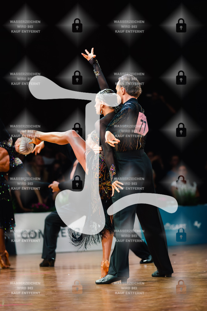 GOC 2025 - WDSF GrandSlam Latin 10-11th (77) Daniel Dingis _ Alessia-Allegra Gigli (Germany)-2025-08-23-2633 | Webshop for digital downloads and prints of dance sport, event & show photographer Julian Link - Realisiert mit Pictrs.com