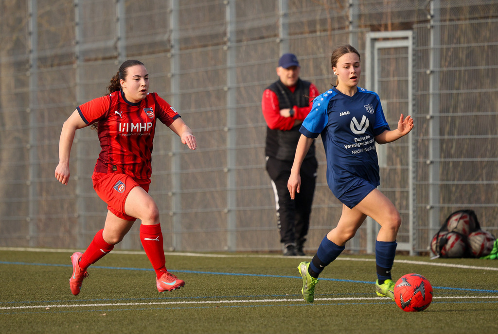 20260308-FCH-Welzheim_026 | 1. FC Heidenheim 1846 vs. FC Welzheim 06, Fußball, Frauen,, Freundschaftsspiel, 2025/2026, 08.03.2026 in Heidenheim, Kunstrasen Ost(Foto: Michael Bulling) - Realisiert mit Pictrs.com