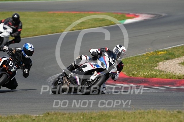 2024_07_06_PBK_33902 | Sportfotografie; SlowMotion; Video; Rennstrecke; Hafeneger; Speer; Racing; RSE; BMW; CBO; Trackday; Motorsportarena; Hockenheimring; Brno; Most; Barcelona; Valencia