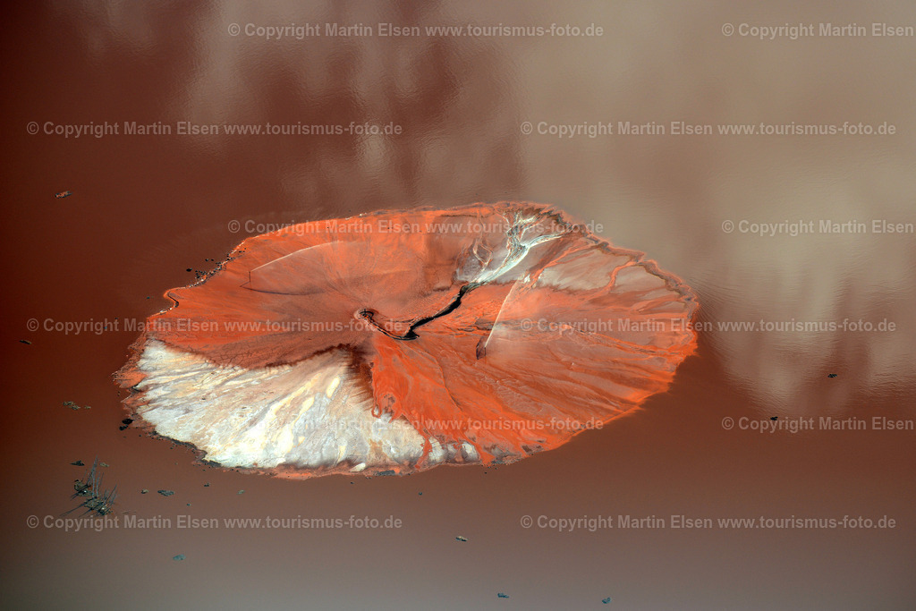 Bützfleth_AOS_Rotschlamm Deponie Bützfleth 2015_ELS_7396150906 | Fotos aus den Touristenorten aus Norddeutschland. - Realisiert mit Pictrs.com