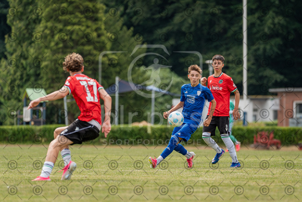 _DSC8248 | Professionelle Fußball- und Sportfotografie. Spielbilder online ansehen und kaufen – Einzelbilder oder komplette Galerien in hoher Qualität. - Realisiert mit Pictrs.com