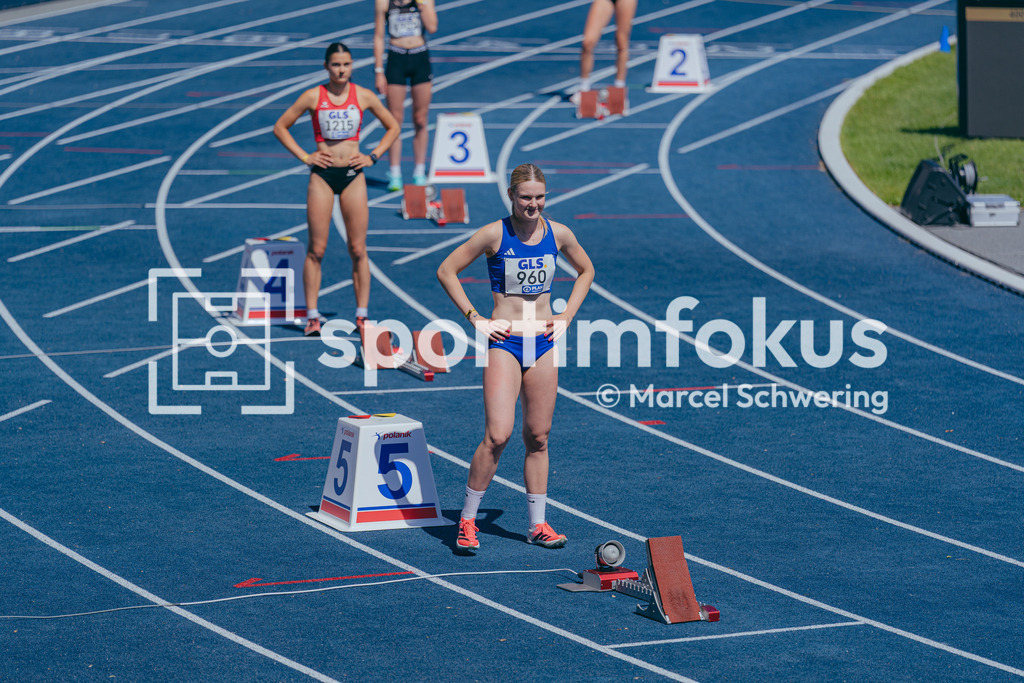 DM U23 U18 Bochum 2026 | Lina Oberschachtsiek (SSF Bonn) bei den Deutschen Meisterschaften der U18 &amp; U23 2026 im Lohrheidestadion in Bochum-Wattenscheid. - Realisiert mit Pictrs.com