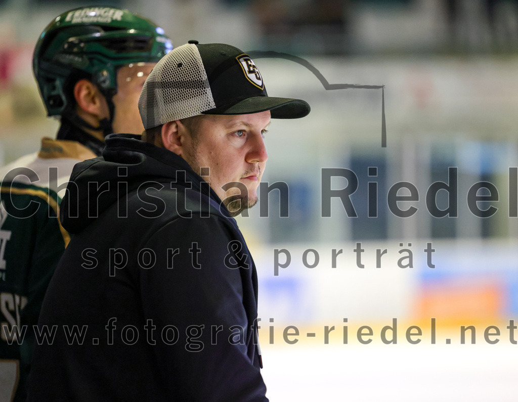 2026-02-15_057_TSV_Erding_gegen_EC_Peiting | Erding, Deutschland, 15.02.2026:Eishockey, Oberliga Süd 2025 / 2026, 47. Spieltag, TSV Erding gegen EC Peiting, Endergebnis: 4:5Foto: Christian Riedel / fotografie-riedel.net
