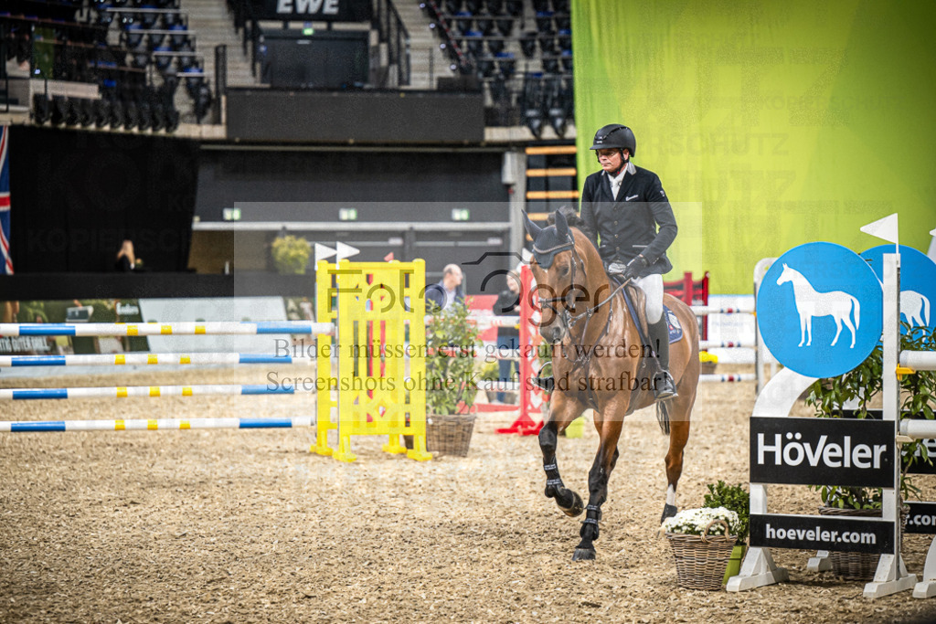 DOS_2657 | Entdecke hochwertige Reitturnierfotos von Foto Oger. Professionell, emotional und authentisch – jetzt Lieblingsmomente im Shop bestellen.Deutschlandweite Turnierfotografie. - Realisiert mit Pictrs.com