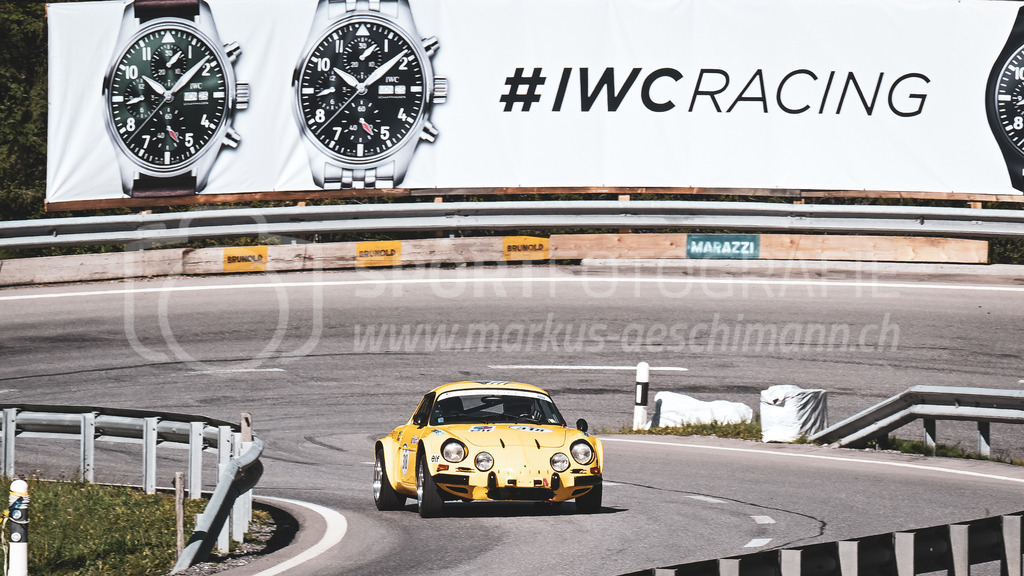 19. Arosa ClassicCar 2023 - 1. September 2023 | 19. Arosa ClassicCar 2023
Arosa, Schweiz
Michel Markus aus Bremgarten (AG) mit der Startnummer 318 in einem Alpine A110 SC, Jahrgang 1973, in der Klasse Sport Trophy.
@arosaclassiccar, @arosa.official, #arosaclassiccar, #arosa, #76curves, #classiccar
Bild: Sportfotografie Markus Aeschimann | www.markus-aeschimann.ch - Realisiert mit Pictrs.com