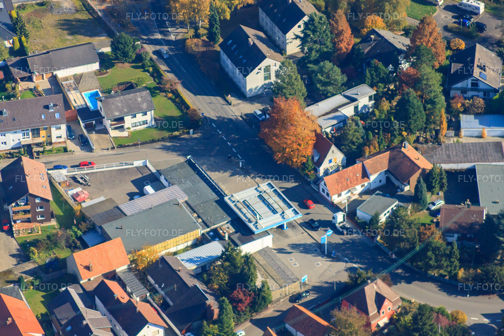 Luftbild: Aral-Tankstelle in Hagenbach im Bundesland Rheinland-Pfalz in Deutschland. Foto: IMG_35337.jpg vom 31.10.2010 durch Werner Riehm/FLY-FOTO.de