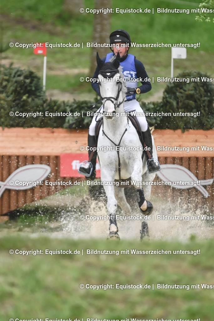 20230513_CCI4_Gelände_0340 | equistock