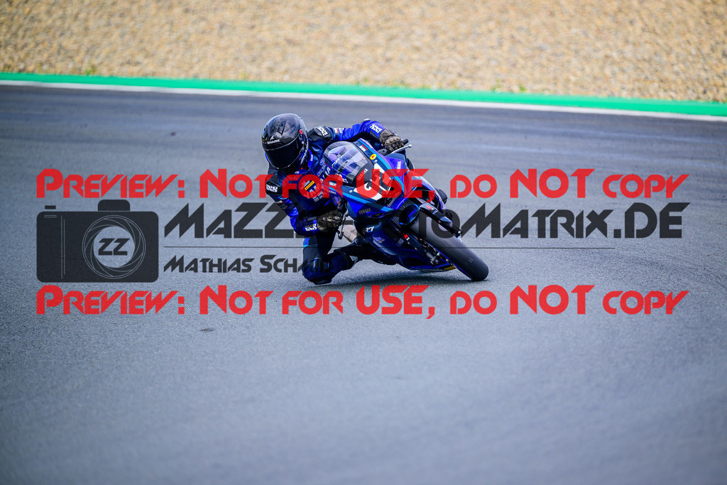 MaZZes_FotoMatrix_240531_6007705_3597 | R7