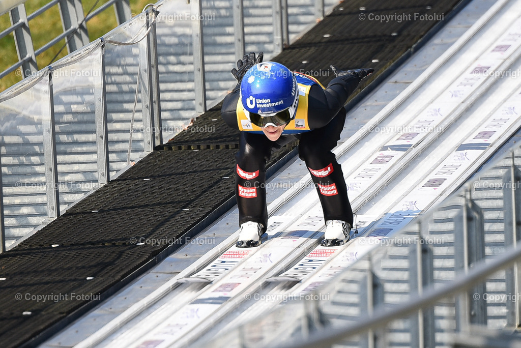 A_LUI_20230210_0070 | HINZENBACH, AUSTRIA, NORDIC SKIING, WOMEN TEAM-SKI JUMPING - FIS WORLD CUP 
IM BILD:   Eva Pinkelnig (AUT)               

FOTO:FOTOLUI/UW